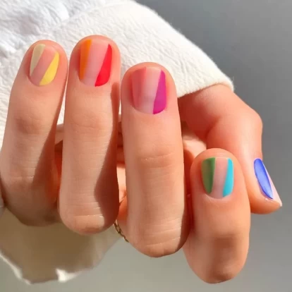 Summer nails: αυτά είναι τα απόλυτα σχέδια για τις φετινές διακοπές