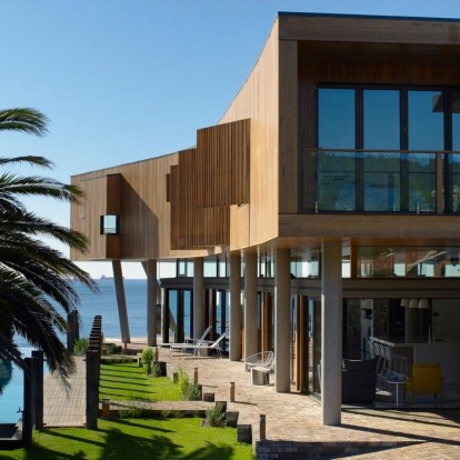  Το Austinmer Beach House στην Αυστραλία δημιουργεί τους δικούς του κανόνες για το καλοκαίρι 