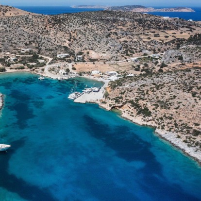 An insider guide to: Σχοινούσα με την chef, Ιωάννα Θεοδωρακάκη