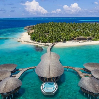  Το St. Regis Maldives Vommuli Resort αποτελεί το κορυφαίο ησυχαστήριο των εραστών του globetrotting 