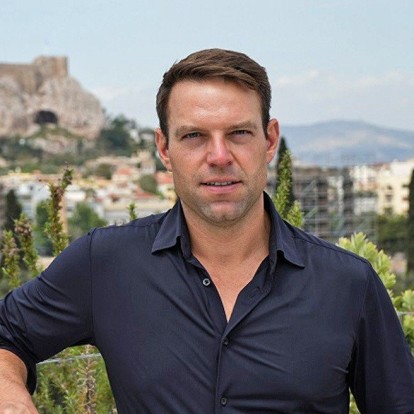 Στέφανος Κασσελάκης: 10 ενδιαφέροντα facts που πρέπει να γνωρίζετε για τον νέο πρόεδρο του ΣΥΡΙΖΑ