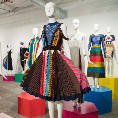 Η πρώτη καλειδοσκοπική έκθεση της Mary Katrantzou στο Dallas 