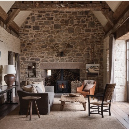 Μια υπέροχη αγροικία στη Σκωτία που εναρμονίζεται μοναδικά με το περιβάλλον γύρω της