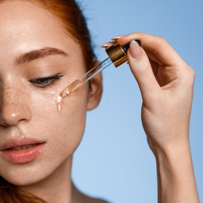 10 οροί με υαλουρονικό οξύ για να εντάξετε στο skincare routine σας