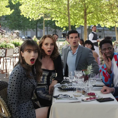 Η guest εμφάνιση της Brigitte Macron στο Emily in Paris είναι η έκπληξη που περιμέναμε 