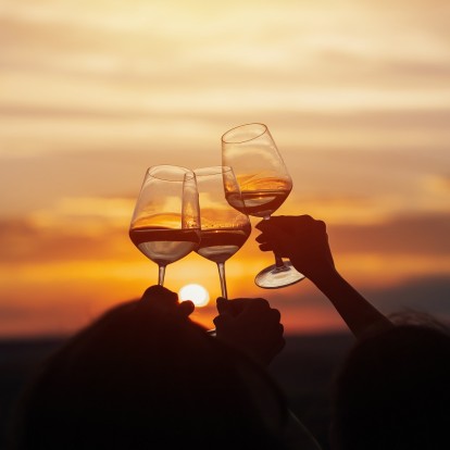 Wine Time: Ποια είναι τα θετικά αποτελέσματα που έχει το κρασί για την υγεία μας;