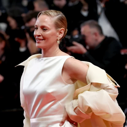 Η προετοιμασία της Uma Thurman για να περπατήσει το κόκκινο χαλί των Καννών