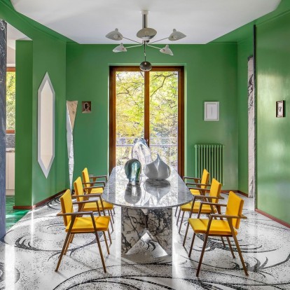 Ένα διαμέρισμα στο Μιλάνο σχεδιασμένο με τον πιο τολμηρό τρόπο, γεμάτο colorful στοιχεία