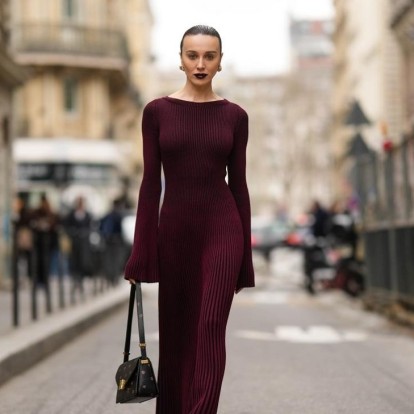 In our Radar: Tα burgundy items που κάθε it girl πρέπει να έχει στη συλλογή του