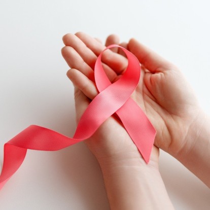 Breast Cancer: Όλα όσα πρέπει να γνωρίζουμε για τη συχνότερη μορφή καρκίνου στις γυναίκες 