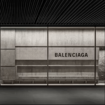 Ο Balenciaga άνοιξε τη μεγαλύτερη boutique του μέχρι τώρα στο Πεκίνο 