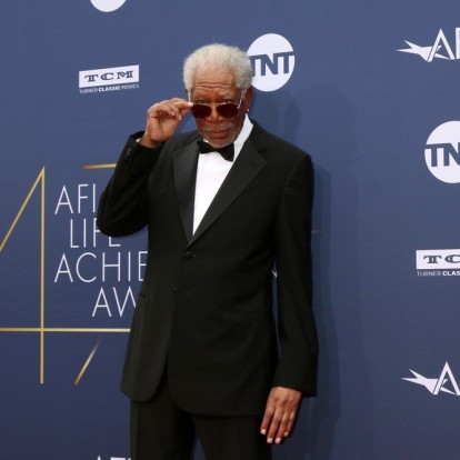 Ο Morgan Freeman αποθέωσε το Maestro του Χριστόφορου Παπακαλιάτη 