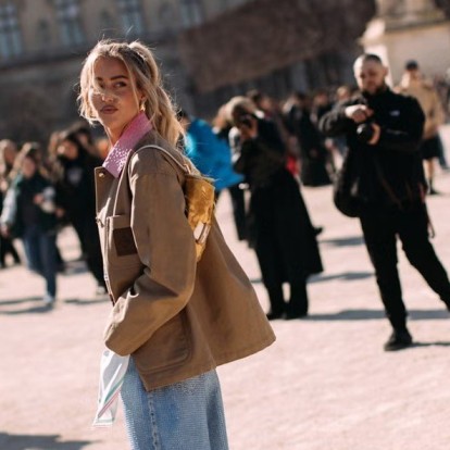 PFW: Οι καλύτερες street style τάσεις της άνοιξης που ξεχώρισαν στο Παρίσι