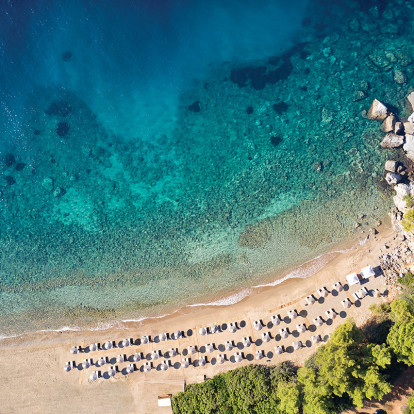Ένας καλοκαιρινός προορισμός πολυτελούς διαμονής στη Χαλκιδική που ξυπνά όλες τις αισθήσεις