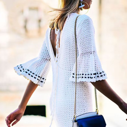 5 updated τρόποι για να φορέσετε τα crochet items αυτήν τη στιγμή