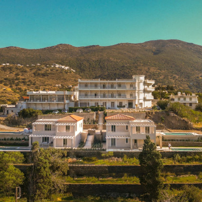 Ένας quiet luxury προορισμός στην Άνδρο αναδεικνύει την τέχνη της αυθεντικής φιλοξενίας