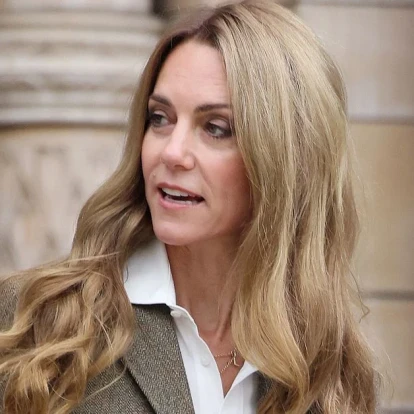 Η Kate Middleton παρουσίασε την πιο hot απόχρωση μαλλιών για τη νέα σεζόν
