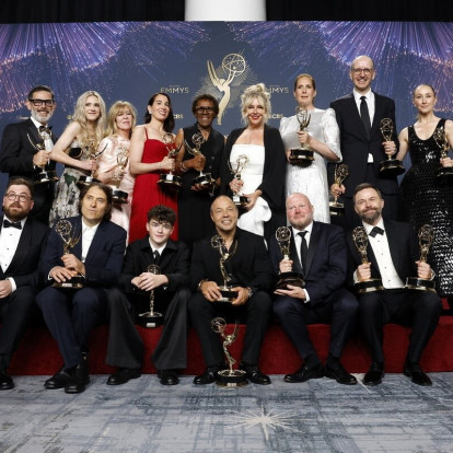 Emmys 2025: Θρίαμβος για «Adolescence» και «The Studio» - Οι νικητές που μαγνήτισαν τα βλέμματα