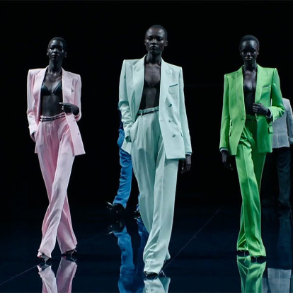 Η Spring/Summer 2026 collection του Tom Ford ήταν η τέλεια συνύπαρξη της κληρονομιάς του οίκου με τη σύγχρονη αισθητική