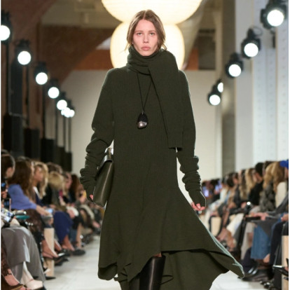 Οι πιο stylish midi dress & boots συνδυασμοί που θα απογειώσουν τα χειμερινά σας σύνολα Οι πιο stylish midi dress & boots συνδυασμοί που θα απογειώσουν τα χειμερινά σας σύνολα