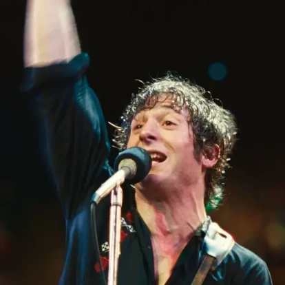 Γιατί ο Jeremy Allen White «φωτίζει» την πιο σκοτεινή πλευρά του Bruce Springsteen στη νέα ταινία 'Springsteen: Deliver Me From Nowhere'; Γιατί ο Jeremy Allen White «φωτίζει» την πιο σκοτεινή πλευρά του Bruce Springsteen στη νέα ταινία 'Springsteen: Deliver Me From Nowhere';