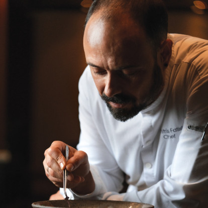 Μία συναρπαστική συζύτηση με τον chef Δημήτρη Φατίση που υπογράφει τη νέα γαστρονομική εποχή της Θεσσαλονίκης