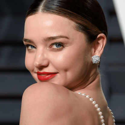 Γνωρίζουμε ήδη ποιες θα είναι οι αποχρώσεις κραγιόν που θα βλέπουμε παντού τη νέα χρονιά