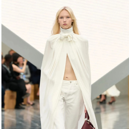 Δεν επιθυμείτε να επιλέξετε φόρεμα την εορταστική περίοδο; Αυτές είναι οι πιο εντυπωσιακές εναλλακτικές 