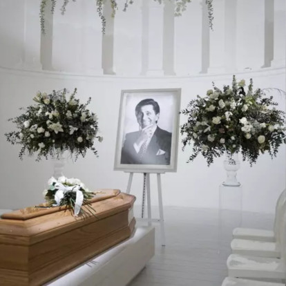 Η Ρώμη και όλος ο κόσμος της μόδας αποχαιρετούν τον θρυλικό couturier, Valentino Garavani