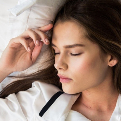 Hair hangover: και όμως υπάρχει και πως πρέπει να το αντιμετωπίσετε όταν τα μαλλιά σας φαίνονται ταλαιπωρημένα 