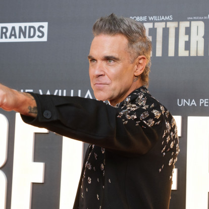 Robbie Williams: Ο βασιλιάς των βρετανικών charts ξεπέρασε τους Beatles