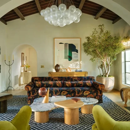 Ξεναγούμαστε στο σπίτι της Mandy Moore και του Taylor Goldsmith