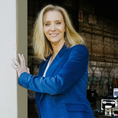 Η Lisa Kudrow επιστρέφει στο στούντιο των Friends