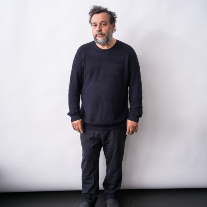 Μια ενδιαφέρουσα συζήτηση με τον Bill Georgoussis για την αναδρομική του έκθεση “Push Plus One” στη Λέσβο