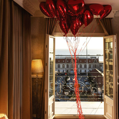 Άγιος Βαλεντίνος στη Θεσσαλονίκη: Τι να κάνετε στην πόλη την πιο ρομαντική ημέρα του χρόνου