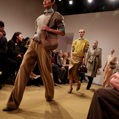 Όλες οι τάσεις της επόμενης σεζόν που ξεχώρισαν στην Εβδομάδα Μόδας της Νέας Υόρκης