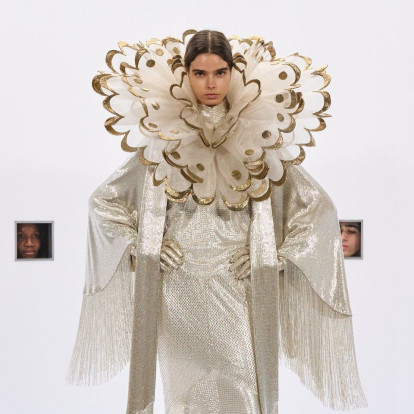 Η Haute Couture SS26 collection του Valentino ήταν ένας φόρος τιμής στον αείμνηστο σχεδιαστή και στη Χρυσή εποχή του Hollywood