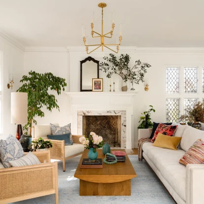 Οι ινδικές επιρροές αναζωογονούν ένα σπίτι του 1915 στην Καλιφόρνια