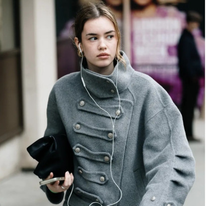 London Fashion Week: 5 τάσεις του street style που αναδείχθηκαν στους δρόμους της Βρετανικής πρωτεύουσας