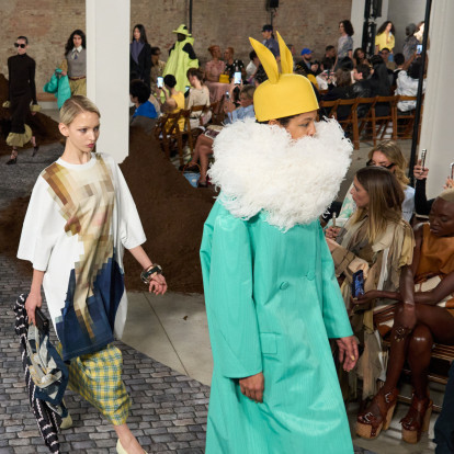 Η Εβδομάδα Μόδας του Μιλάνου συνεχίζει και εντυπωσιάζει με τις νέες συλλογές