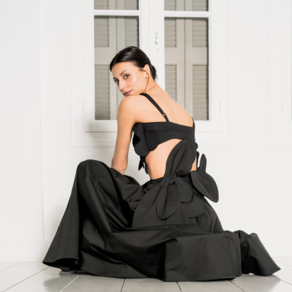 Η διεθνώς καταξιωμένη prima ballerina Ελεάνα Ανδρεούδη, αποδεικνύει πως το αστείρευτο πάθος για το μπαλέτο γεννά μια από τις ομορφότερες Τέχνες