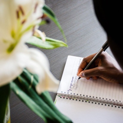 Πως να εντάξετε το journaling στη ζωή σας 