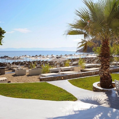 5 μαγευτικά beach bars στο δεύτερο πόδι της Χαλκιδικής  