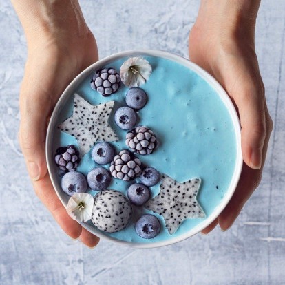 Το blue matcha είναι η νέα τάση του Instagram 