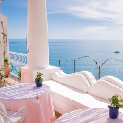  Δείτε την capsule συλλογή του θρυλικού ξενοδοχείου Le Sirenuse 