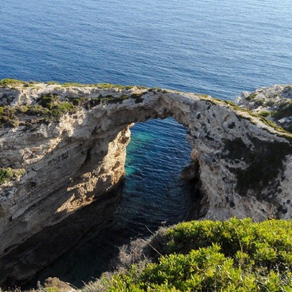 5 εναλλακτικά νησιά στην Ελλάδα που αξίζει να επισκεφθείτε 