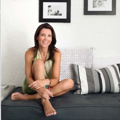 Μια εξοχική κατοικία στη Χαλκιδική αναζητά τη δημιουργικότητα σε καθημερινά πράγματα 