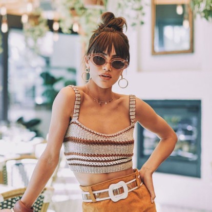 Ανακαλύψτε τα καλλυντικά που έχει στην travel bag της η blogger Camila Coelho