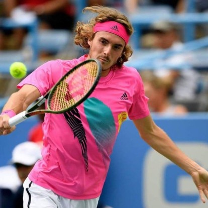 Ο άθλος του τενίστα Τσιτσιπά και οι διακρίσεις των Ελλήνων αθλητών 