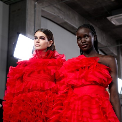 Το Pre-Fall 2019 show του οίκου Valentino στο Τόκιο ήταν γεμάτο κόκκινα τριαντάφυλλα